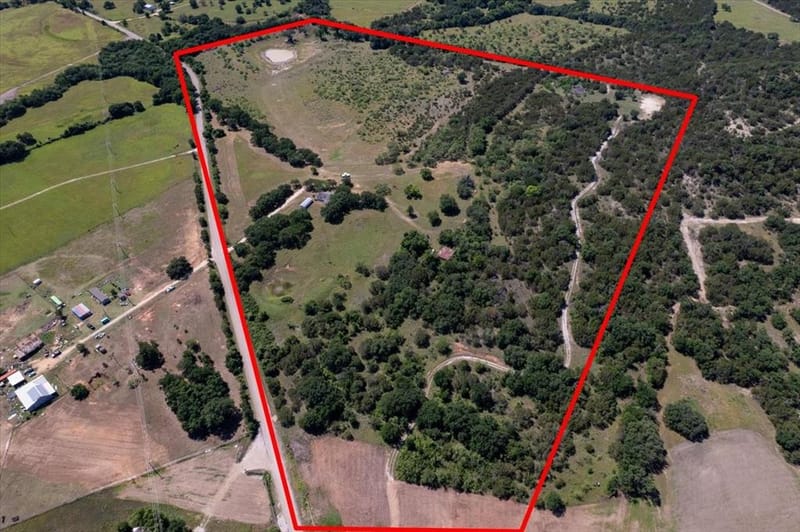 12152 County Road 156, Bluff Dale TX 76433 - Photo 21