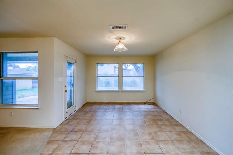 320 Shane Lane, Burleson TX 76028 - Photo 9