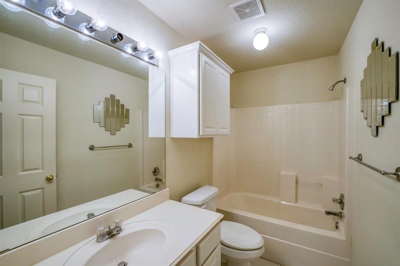 320 Shane Lane, Burleson TX 76028 - Photo 15