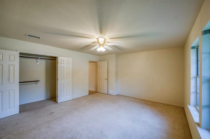 320 Shane Lane, Burleson TX 76028 - Photo 11