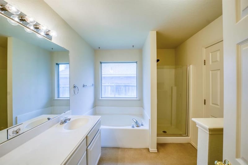 320 Shane Lane, Burleson TX 76028 - Photo 21