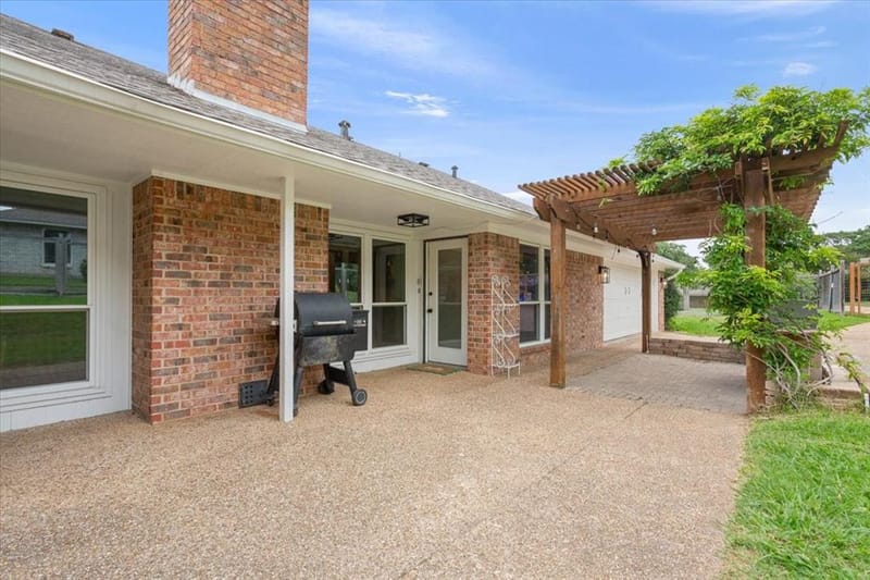 10025 Forest View Drive, Woodway TX 76712 - Photo 32