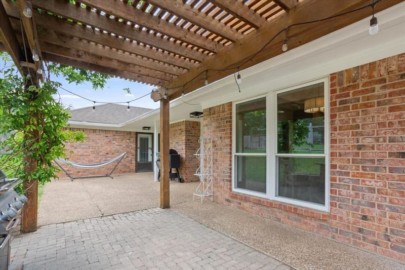 10025 Forest View Drive, Woodway TX 76712 - Photo 33