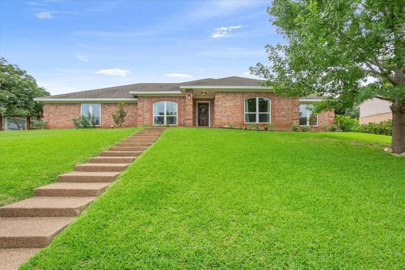 10025 Forest View Drive, Woodway TX 76712 - Photo 37