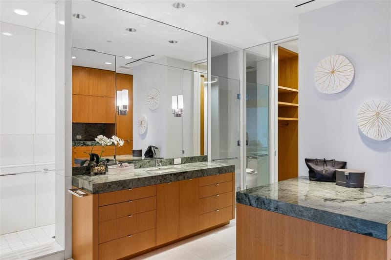 1717 Arts Plaza # 2309, Dallas TX 75201 - Photo 36