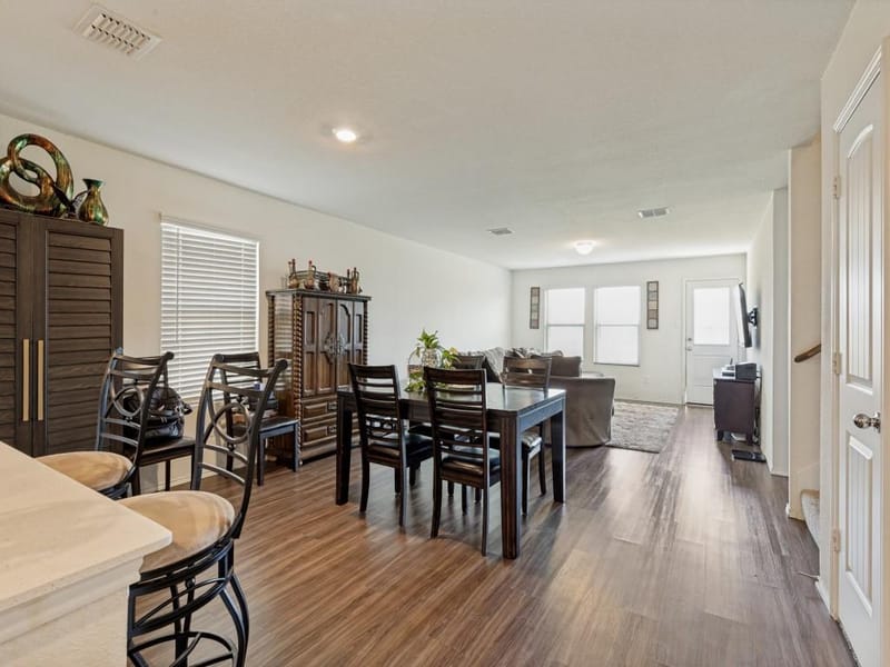 409 Falling Star Drive, Fort Worth TX 76052 - Photo 3
