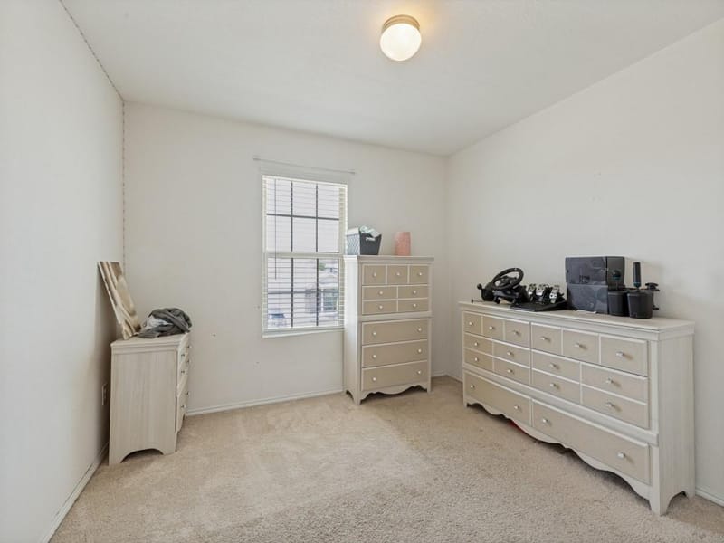 409 Falling Star Drive, Fort Worth TX 76052 - Photo 9