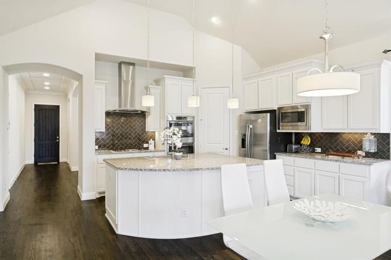 7906 Gulfstream Lane, Irving TX 75063 - Photo 13