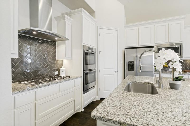 7906 Gulfstream Lane, Irving TX 75063 - Photo 12