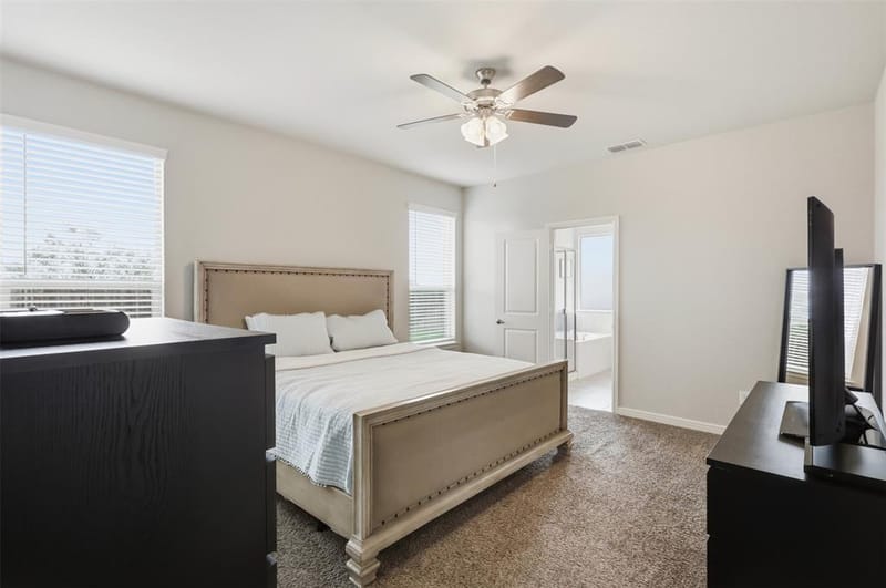 512 Dunster Lane, Saginaw TX 76131 - Photo 17