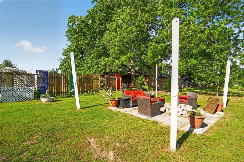 615 W North Street, Blossom TX 75416 - Photo 27