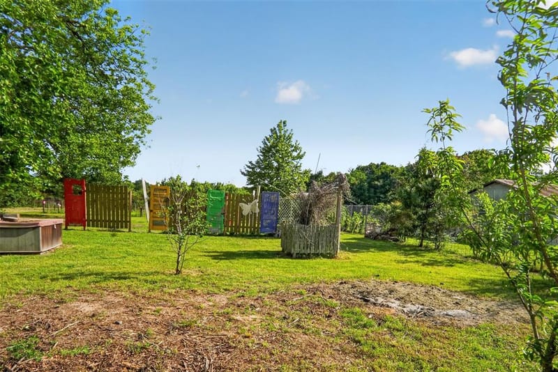 615 W North Street, Blossom TX 75416 - Photo 28