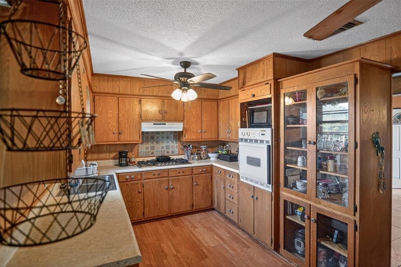 615 W North Street, Blossom TX 75416 - Photo 5