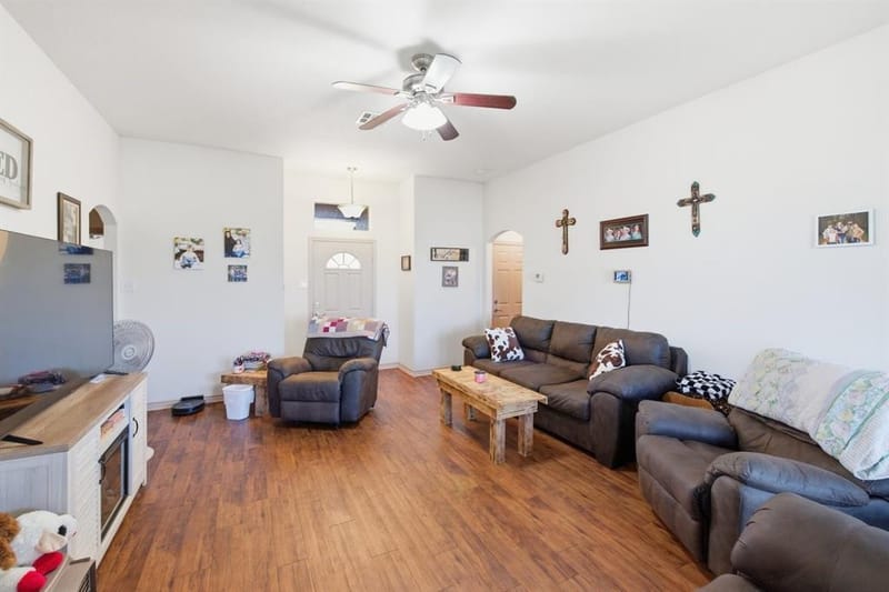 121 Joyce Street, Whitney TX 76692 - Photo 8