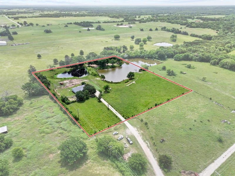 25172 US Highway 377, Whitesboro TX 76273