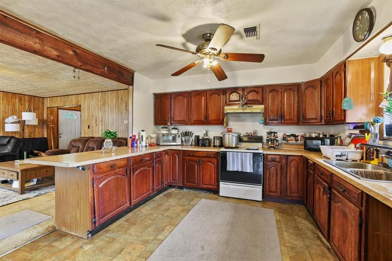 25172 US Highway 377, Whitesboro TX 76273 - Photo 11