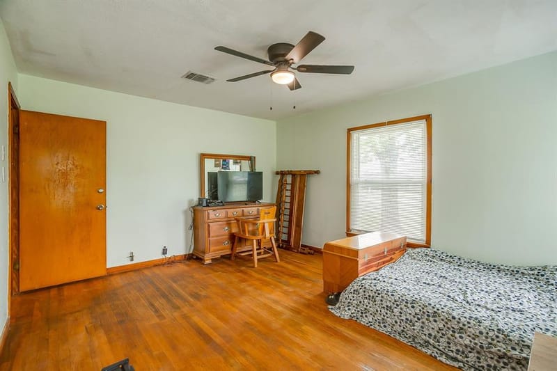 300 S Caddo Street, Lipan TX 76462 - Photo 24