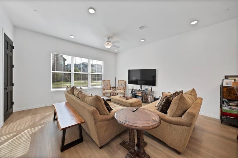 4420 Henderson Avenue, North Richland Hills TX 76180 - Photo 4