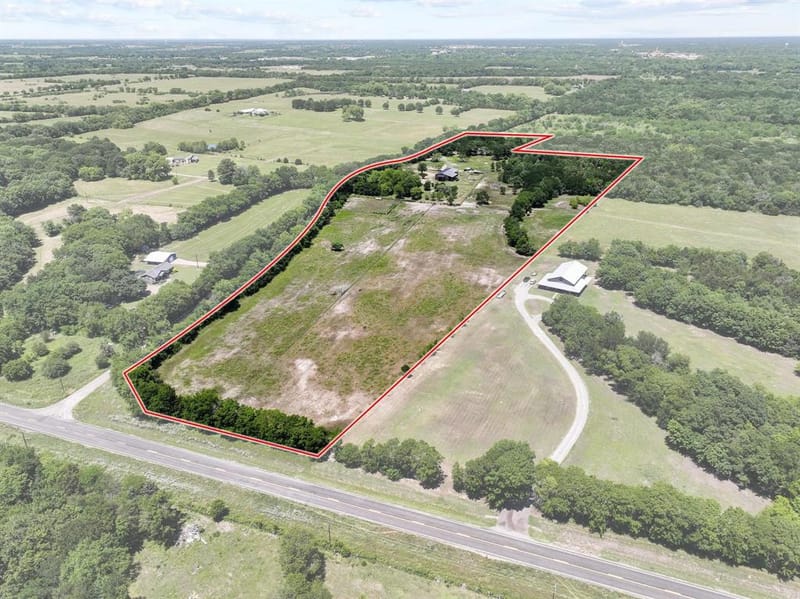 1847 County Road 4205, Bonham TX 75418 - Photo 37