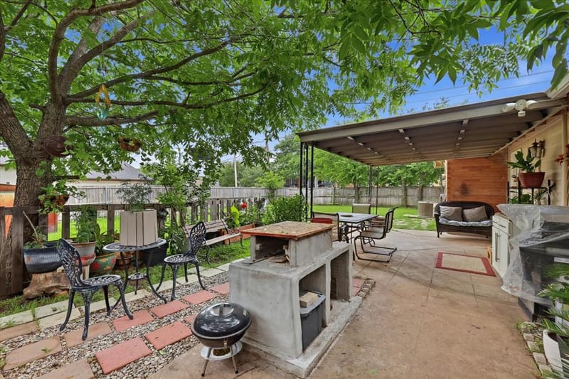 2800 Brockbank Drive, Irving TX 75062 - Photo 33