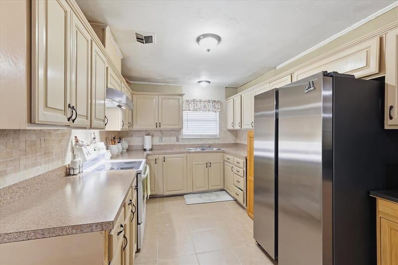 2800 Brockbank Drive, Irving TX 75062 - Photo 15