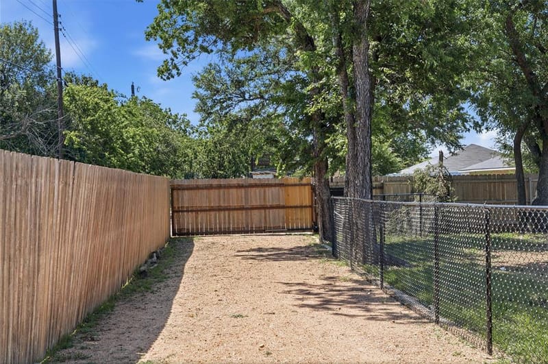 1908 8th Street, Brownwood TX 76801 - Photo 27