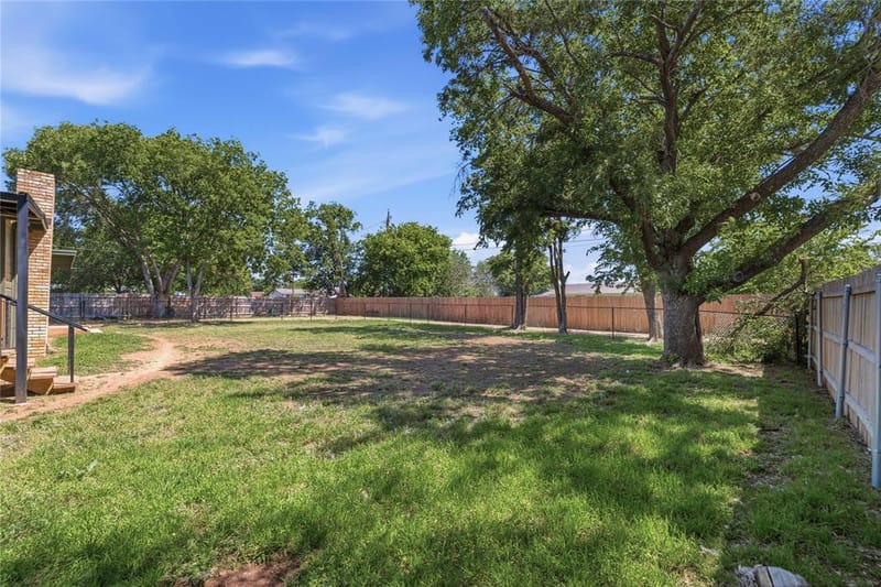 1908 8th Street, Brownwood TX 76801 - Photo 32