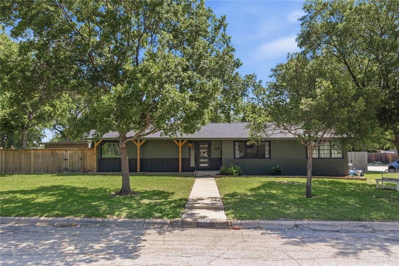 1908 8th Street, Brownwood TX 76801 - Photo 34