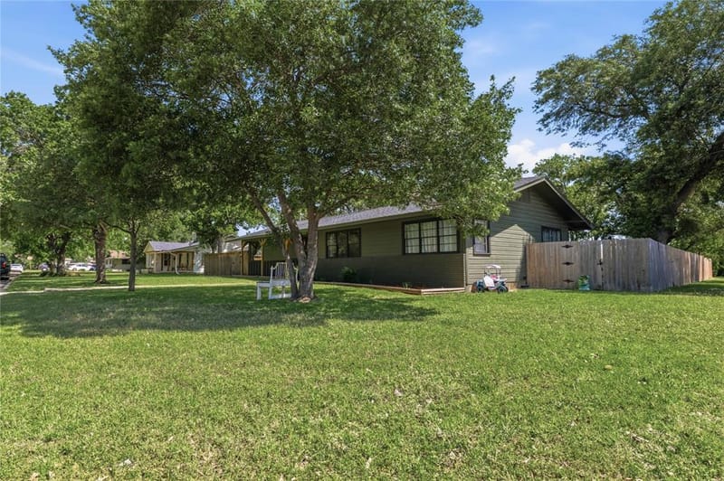 1908 8th Street, Brownwood TX 76801 - Photo 33