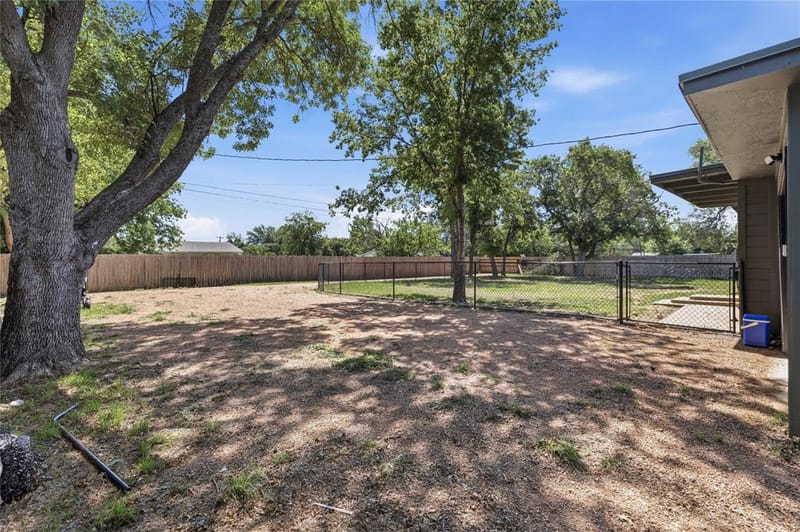 1908 8th Street, Brownwood TX 76801 - Photo 31