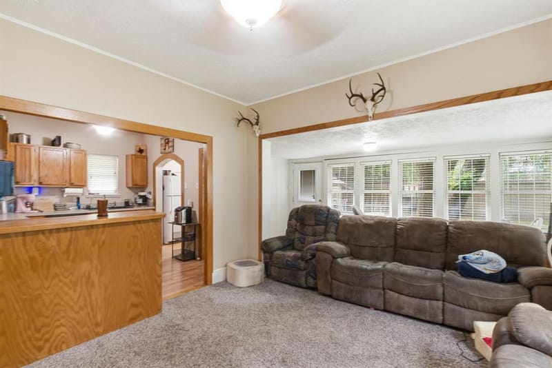 525 S Austin Street, De Leon TX 76444 - Photo 11