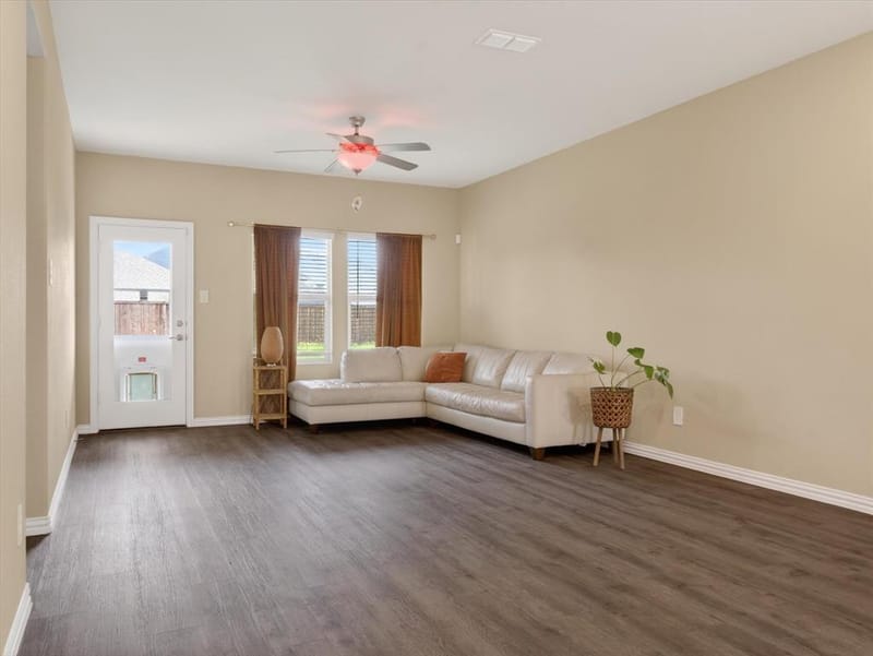 4805 Ellison Drive, Princeton TX 75071 - Photo 12