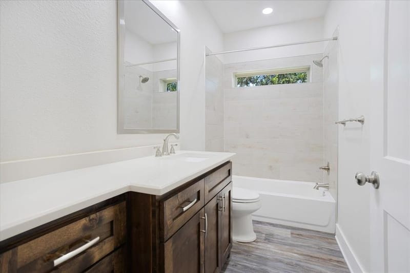 1226 W Elm Street, Denison TX 75020 - Photo 23