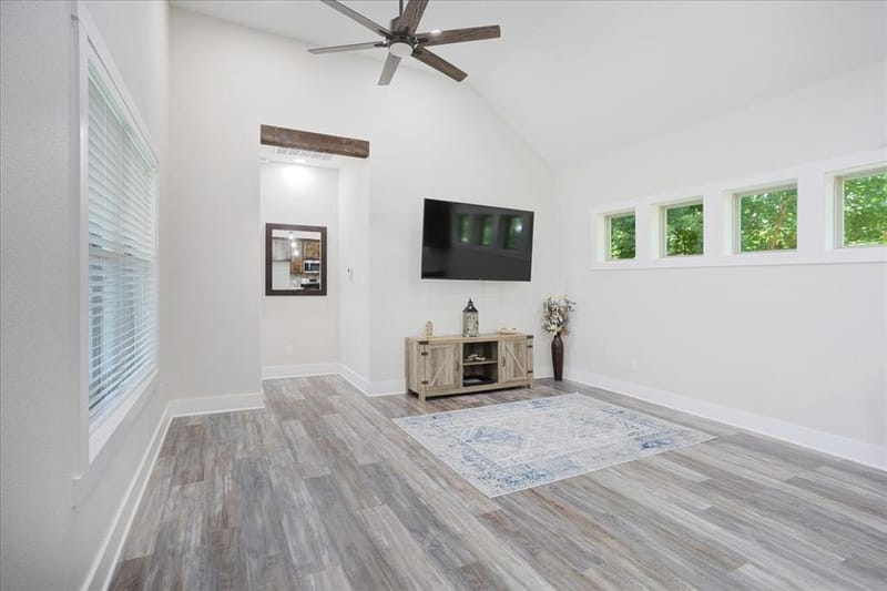 1226 W Elm Street, Denison TX 75020 - Photo 6