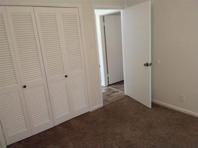 423 Columbia Circle, Irving TX 75062 - Photo 21