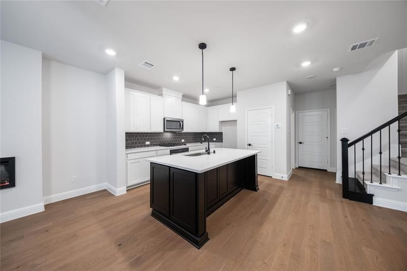 7864 Manilla Drive, Rowlett TX 75088 - Photo 2