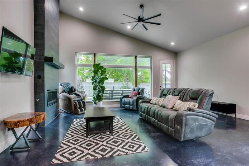 8926 Groveland Drive, Dallas TX 75218 - Photo 17