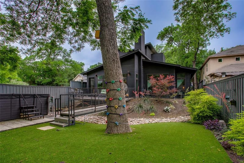 8926 Groveland Drive, Dallas TX 75218 - Photo 37