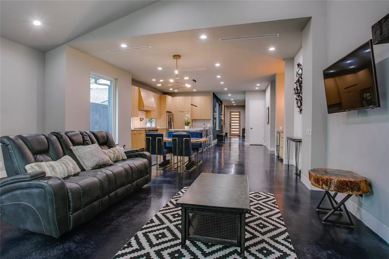 8926 Groveland Drive, Dallas TX 75218 - Photo 19