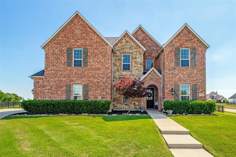 1212 Karsten Ridge Pass, Gunter TX 75058