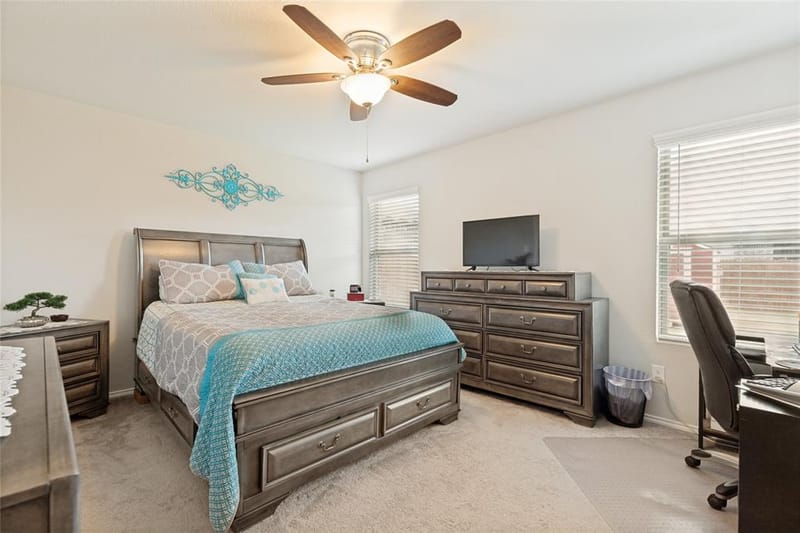 816 Ravenwood Lane, Van Alstyne TX 75495 - Photo 18