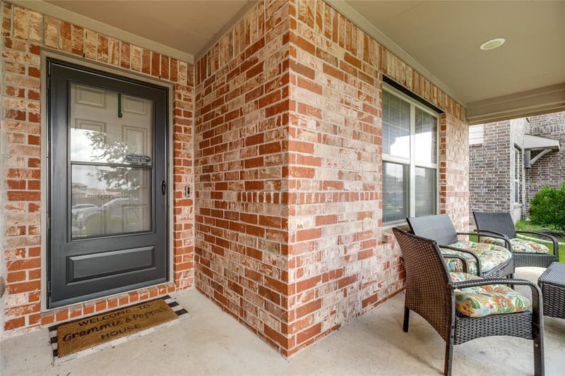 816 Ravenwood Lane, Van Alstyne TX 75495 - Photo 4