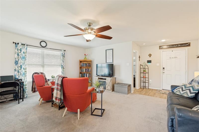 816 Ravenwood Lane, Van Alstyne TX 75495 - Photo 8