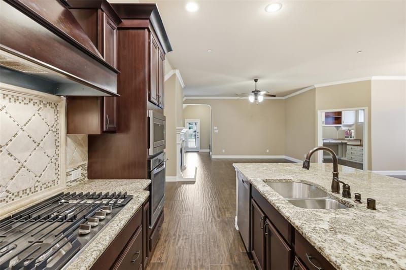 8601 Gracewood Drive, McKinney TX 75070 - Photo 9