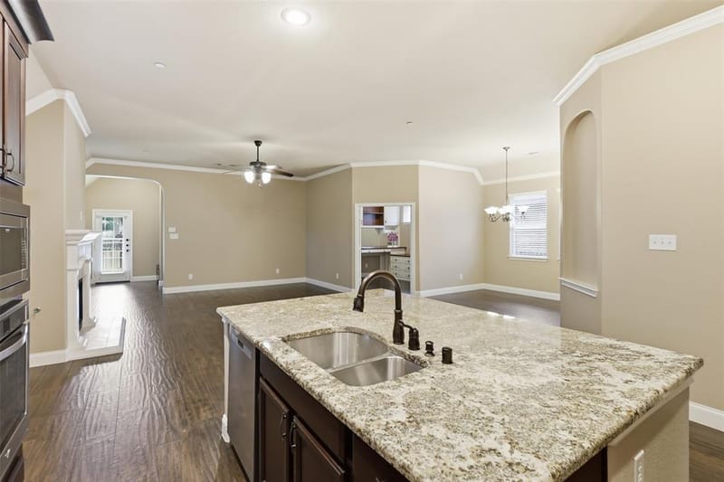 8601 Gracewood Drive, McKinney TX 75070 - Photo 8