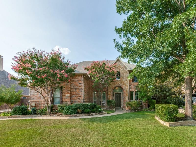 421 Shady Oaks Drive, Murphy TX 75094