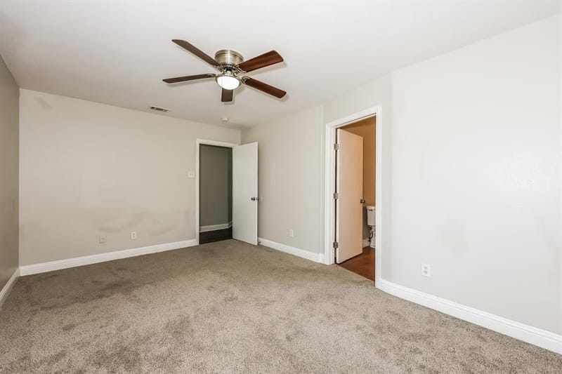 10522 Woodleaf Drive, Dallas TX 75227 - Photo 12
