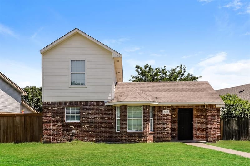 10522 Woodleaf Drive, Dallas TX 75227
