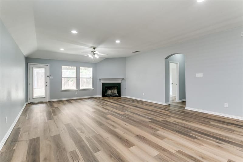 815 Creekside Drive, Little Elm TX 75068 - Photo 6