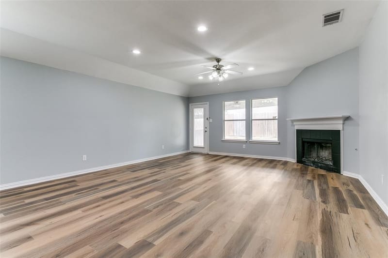 815 Creekside Drive, Little Elm TX 75068 - Photo 7